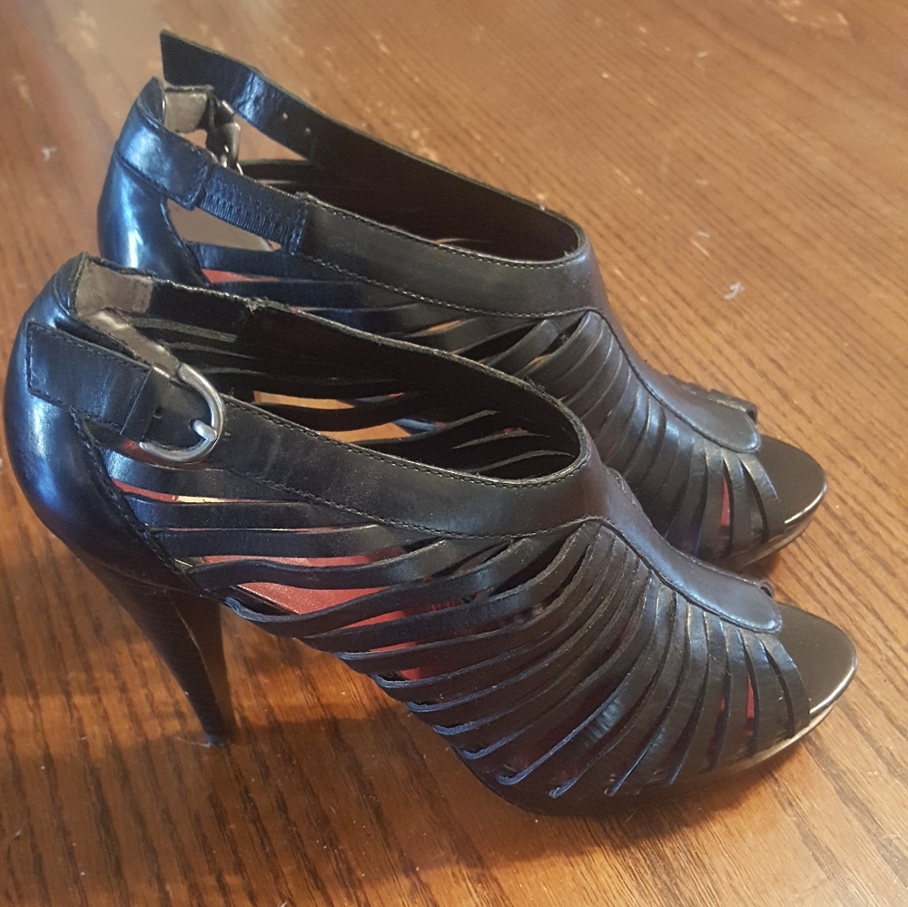 Max Studio leather strappy heels.  Size 8.5